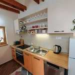 Stela Old Town With Private Parking 아파트 *