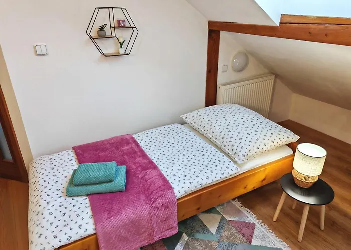 Stela Old Town With Private Parking